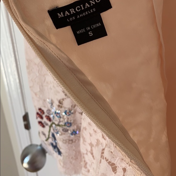 🌸🌟👗Gorgeous Marciano dress🔥👗🌸 - Picture 9 of 11